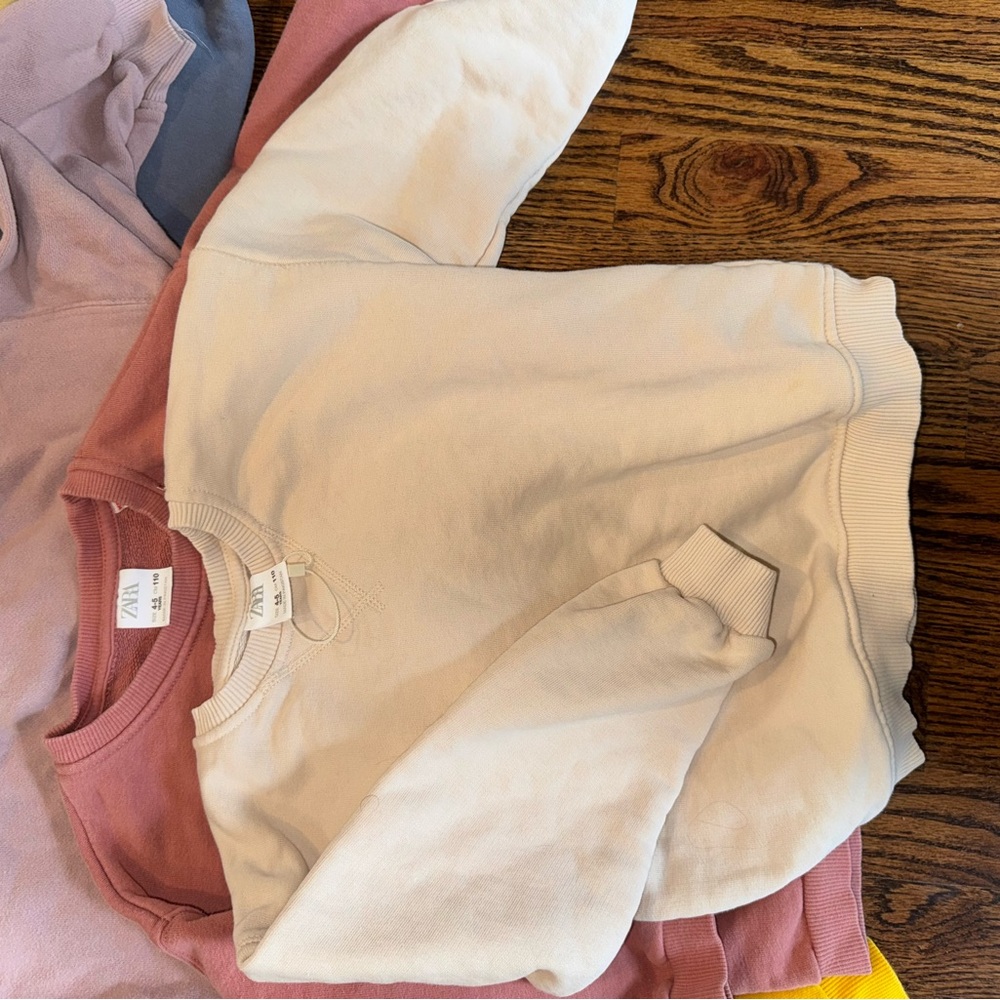 Zara Pack of 6 Crewneck Sweatshirts Size 4-5